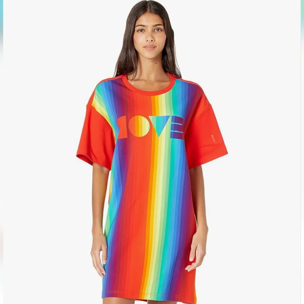 UGG PRIDE LOGO TSHIRT DRESS - Picture 1 of 1